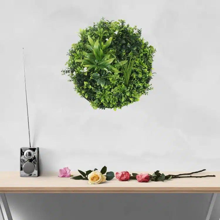 Flowering White Artificial Green Wall Disc UV Resistant 50cm Frame