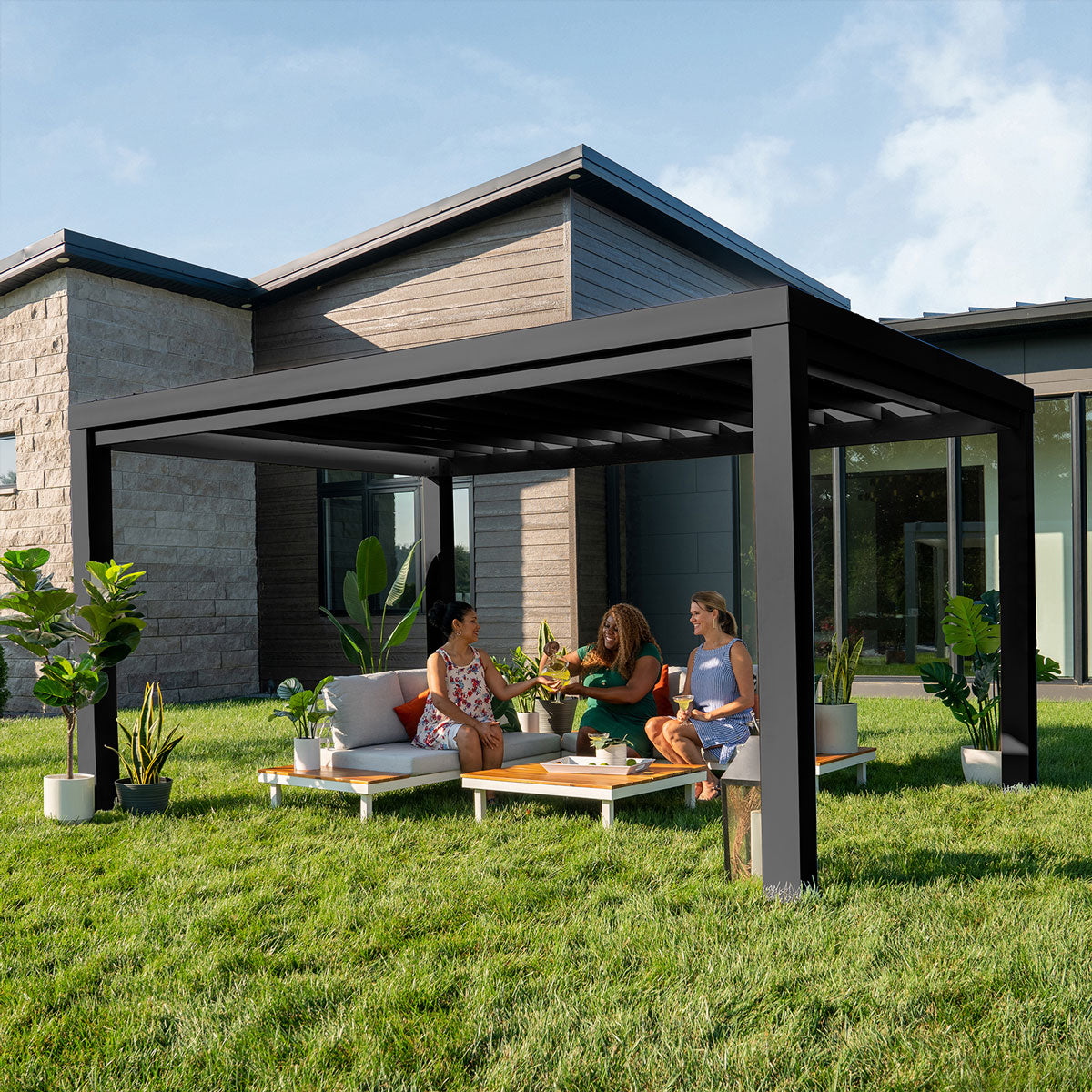 BYD Trenton Steel Pergola 3m x 4.3m x 2.3m (14ft x 10ft)