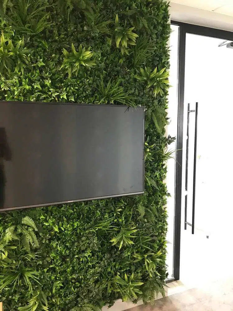 Luxury Green Tropics Vertical Garden/Green Wall UV Resistant 1m x 1m